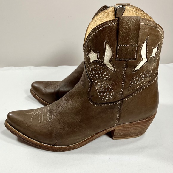 DMN Brown Italian Leather Western Ankle Boots Star Studded Accents Sz 10.5 EU 41 - Picture 1 of 8